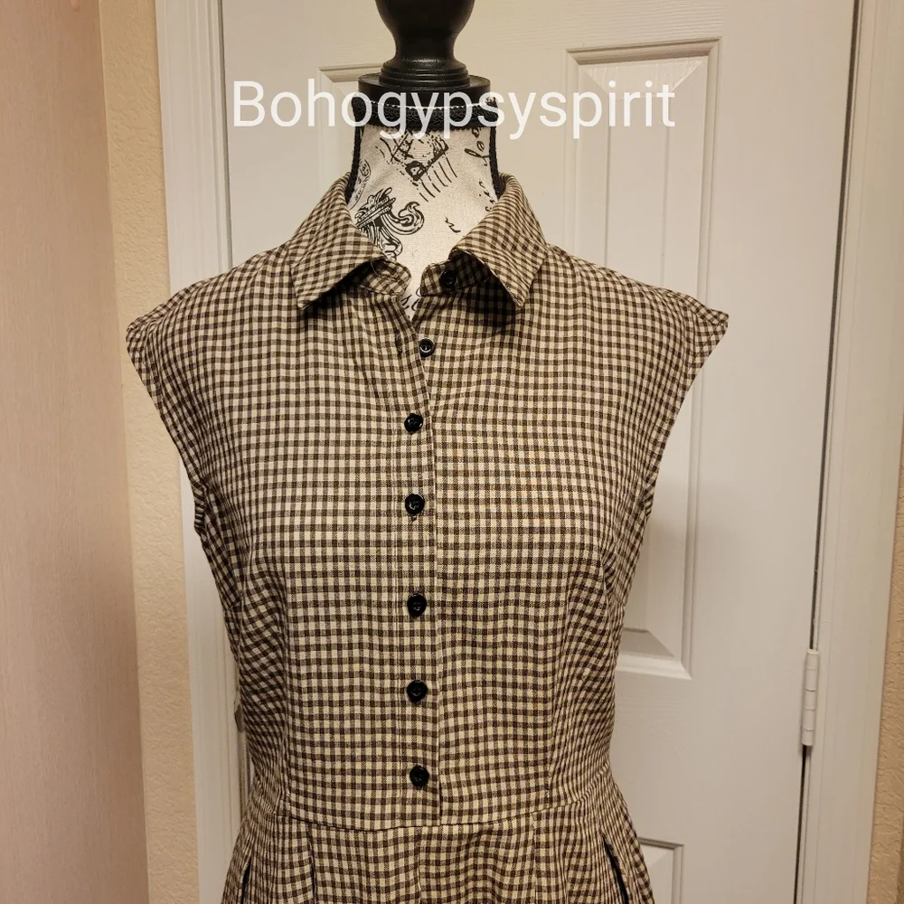 NWT Rihoas Brown Plaid Button Pleated Midi Dress - Picture 15 of 17